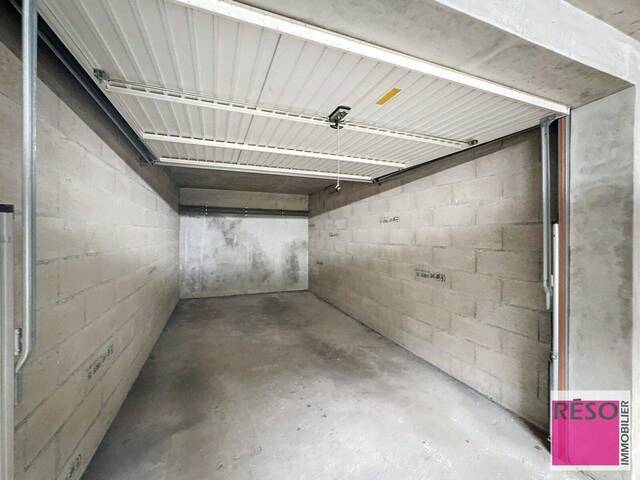 Vente Parking 15 m² Saint-Julien-en-Genevois 74160