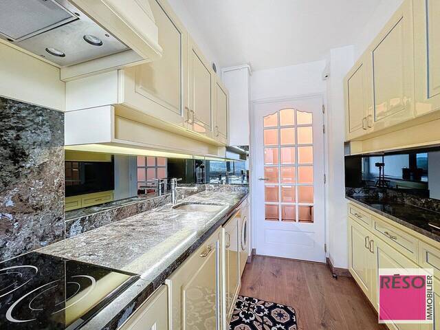 Rent Apartment 4 rooms 89 m² Annemasse 74100
