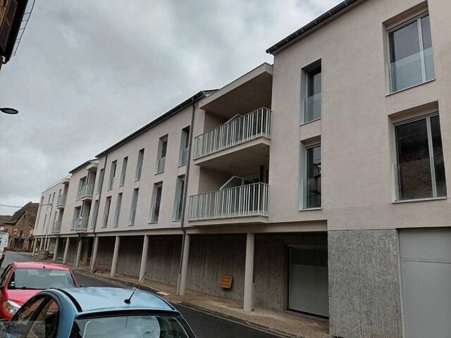 Location appartement 3 pièces 75 m² à Rignac (12390)