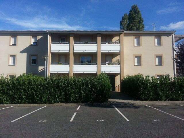 Location appartement 2 pièces 48 m² à Tarbes (65000)