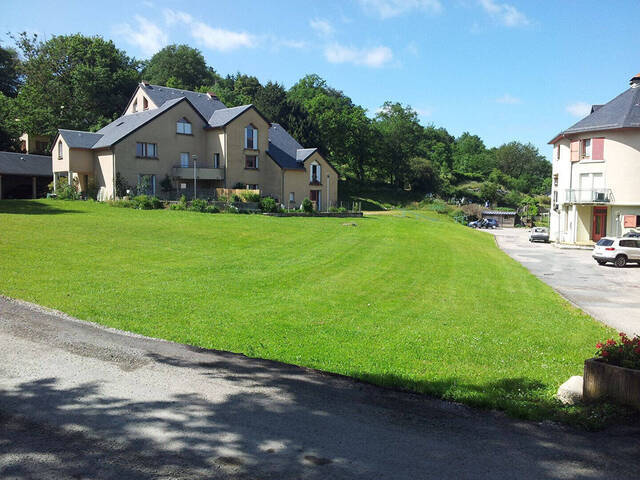 Location appartement 4 pièces 85.61 m² à Salles-Curan (12410)