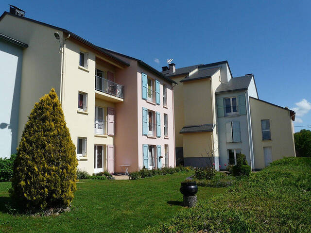 Location appartement 2 pièces 53.36 m² à Villefranche-de-Panat (12430)