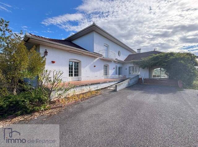 Vente Maison 8 pièces 319 m² Muret (31600) - Localisation : MURET - MURET (MURET) - Au calme