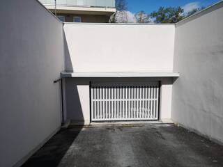 Rent Parking 15 m² Saint-Genis-Pouilly 01630