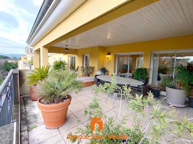Vente Appartement t6 et + 7 pièces Montélimar 26200