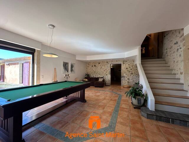 Vente Maison 20 pièces Alba-la-Romaine 07400