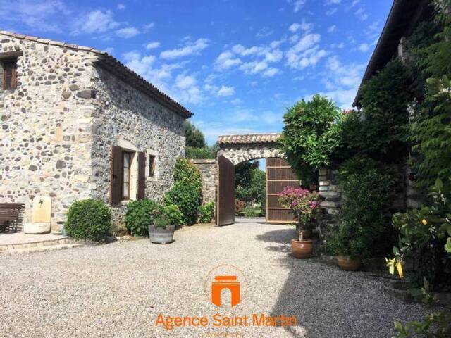 Vente Maison mas 13 pièces Montélimar 26200