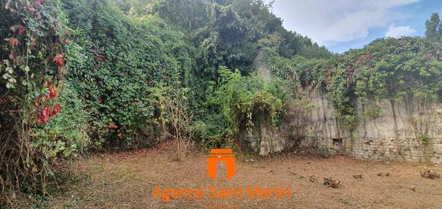 Vendu Fonds de commerce local commercial 7 pièces Viviers 07220