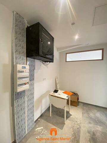 Location Local bureaux 4 pièces Montélimar 26200