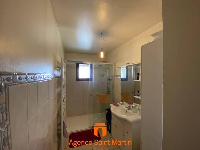 Vendu Maison 5 pièces Montélimar 26200