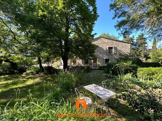 Vendu Maison mas 7 pièces La Bâtie-Rolland 26160