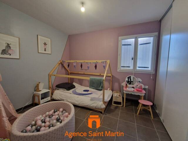 Vendu Maison 4 pièces Châteauneuf-du-Rhône 26780