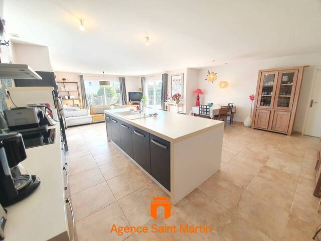 Vendu Maison villa 6 pièces Montélimar 26200