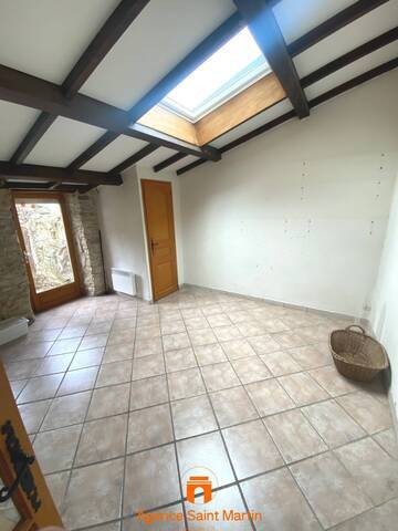 Vendu Maison de village 5 pièces Sauzet 26740