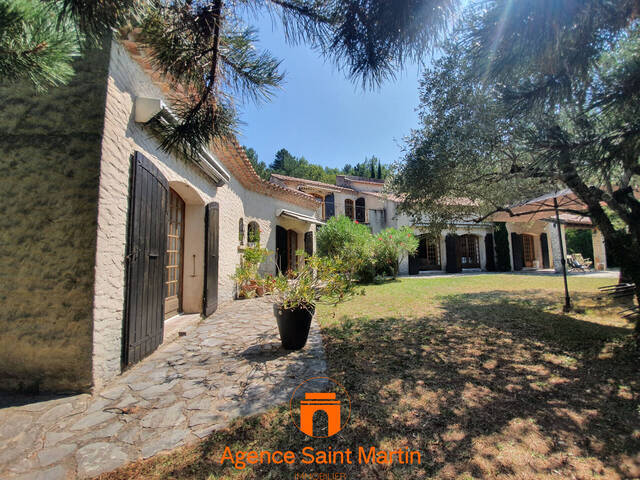 Vendu Maison 9 pièces Montélimar 26200