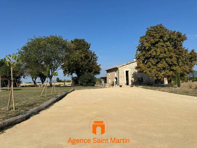 Vente Maison 14 pièces Sauzet 26740