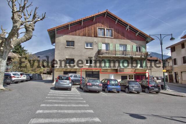 Vente Fonds de commerce 1 pièce 51.76 m² Albertville 73200