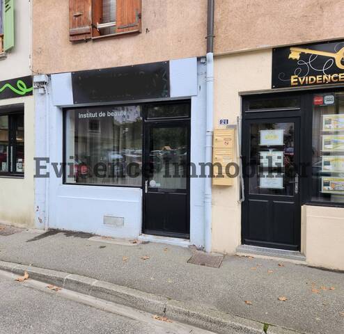 Location Fonds de commerce 3 pièces 28.36 m² Albertville 73200