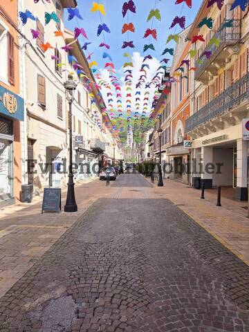 Vente Fonds de commerce 2 pièces 86 m² Albertville 73200