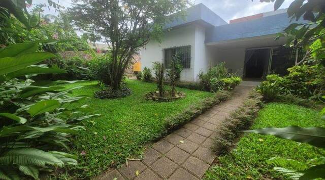 Vente Maison 5 pièces Abidjan 99326