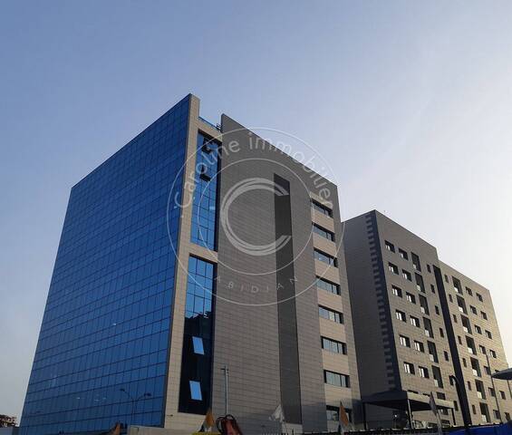 Location Local 133 m² Abidjan 99326