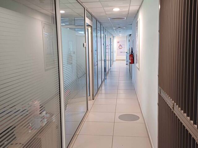 Location Local 730 m² Abidjan 99326