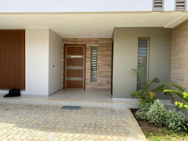 Location Maison 4 pièces Abidjan 99326