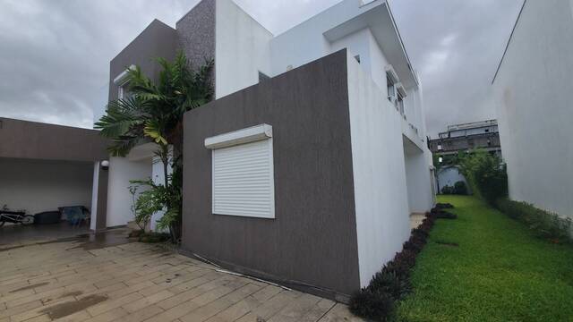 Location Maison 8 pièces Abidjan 99326