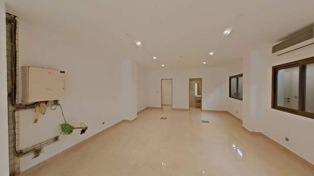 Location Local 112 m² Abidjan 99326