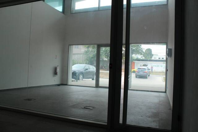 Location Local 455 m² Abidjan 99326