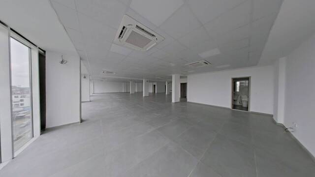 Location Local 335 m² Abidjan 99326