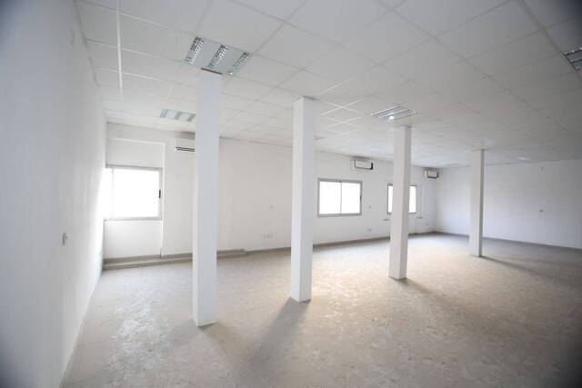 Location Local 375 m² Abidjan 99326