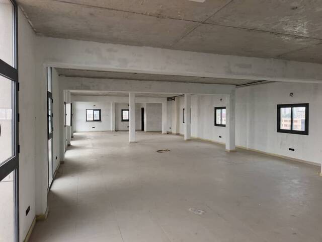 Location Local 288 m² Abidjan 99326