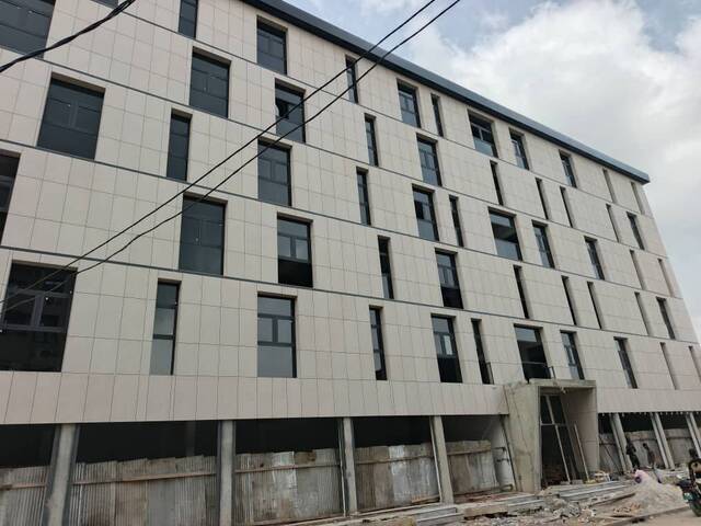 Location Local 288 m² Abidjan 99326