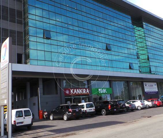 Location Local 191 m² Abidjan 99326