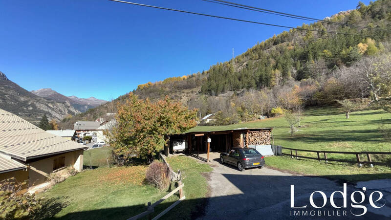 Bien vendu maison 5 pièces 105 m² à Saint-Martin-de-Queyrières 05120
