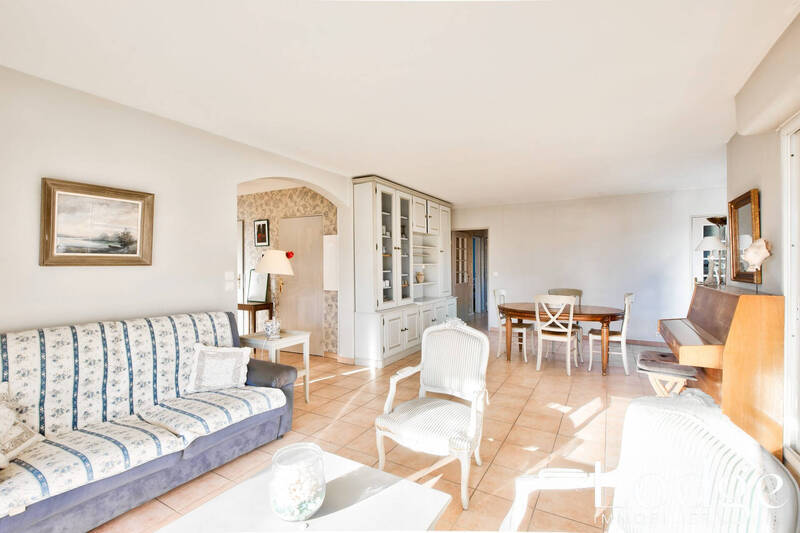 Vente appartement 4 pièces 101 m² à Aix-en-Provence 13100