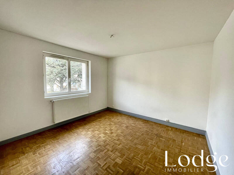 Bien vendu appartement 4 pièces 87 m² à Briançon 05100