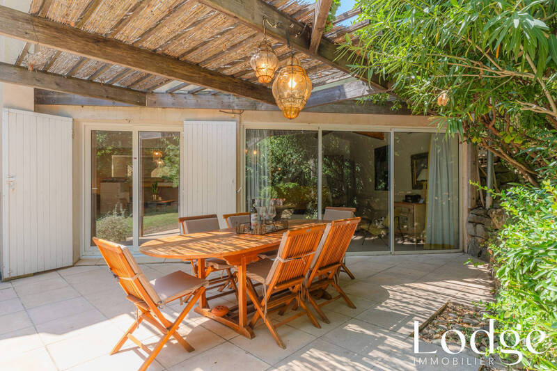 Vente maison 6 pièces 150 m² à Saint-Marc-Jaumegarde 13100