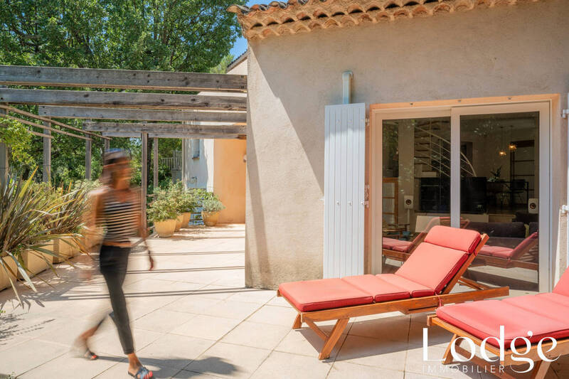 Vente maison 6 pièces 150 m² à Saint-Marc-Jaumegarde 13100