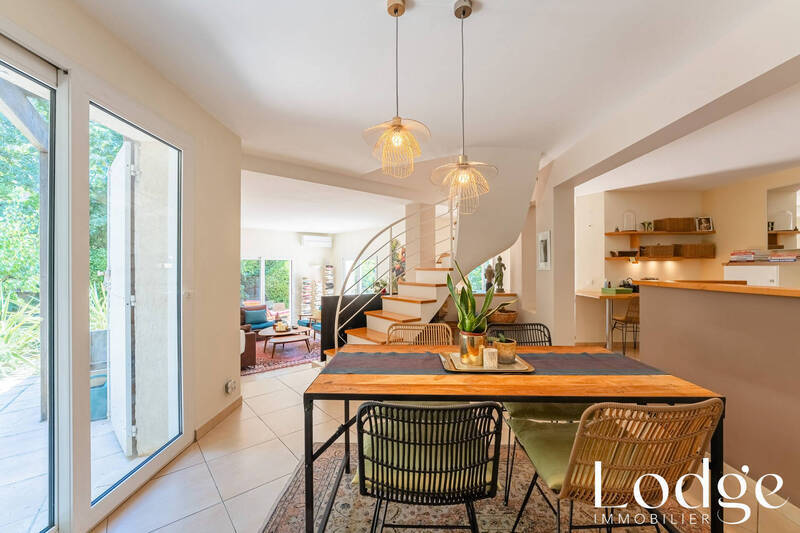 Vente maison 6 pièces 150 m² à Saint-Marc-Jaumegarde 13100