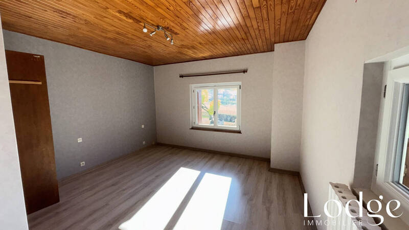 Bien vendu maison 5 pièces 105 m² à Saint-Martin-de-Queyrières 05120