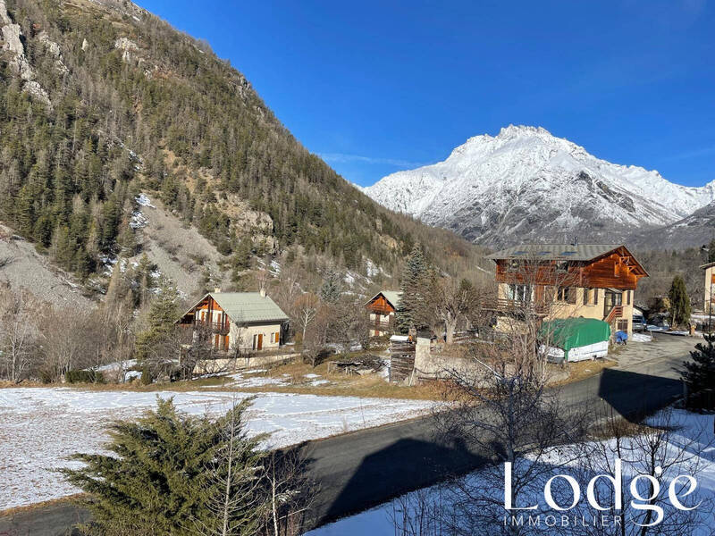 Vente maison 5 pièces 120 m² à Pelvoux 05340