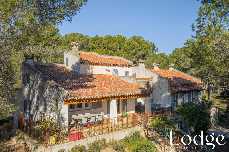 Vente maison 7 pièces 169 m² à Velaux 13880