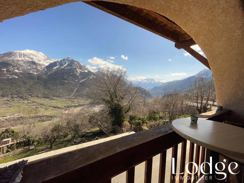 Vente maison 11 pièces 278 m² à Puy-Saint-André 05100