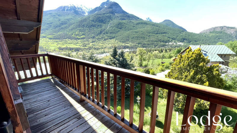 Vente maison 10 pièces 220 m² à Briançon 05100