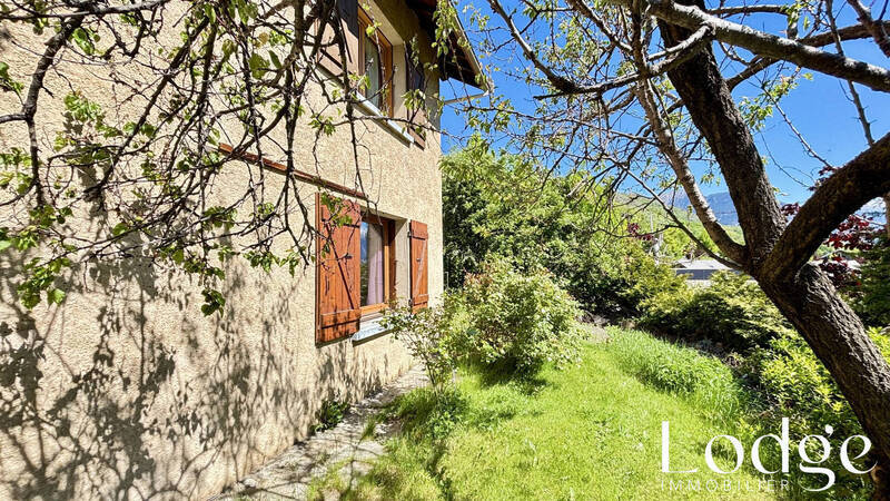 Vente maison 10 pièces 220 m² à Briançon 05100