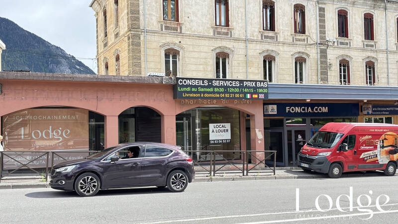 Location local 57 m² à Briançon 05100 1 390 €
