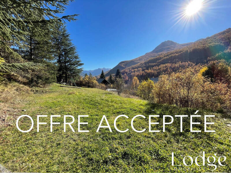 Vente terrain 1032 m² à La Salle-les-Alpes 05240