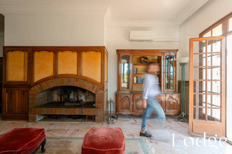 Vente maison 8 pièces 229.3 m² à Aix-en-Provence 13100